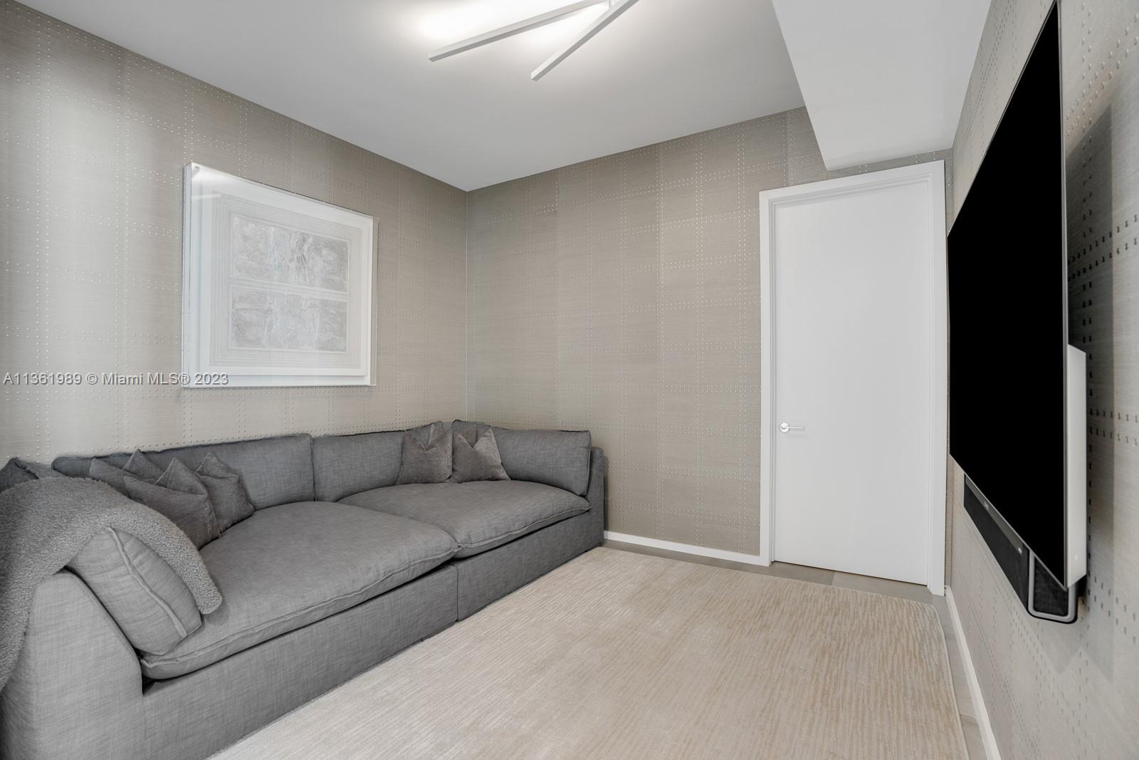 OCEANA BAL HARBOUR CONDO - Residential