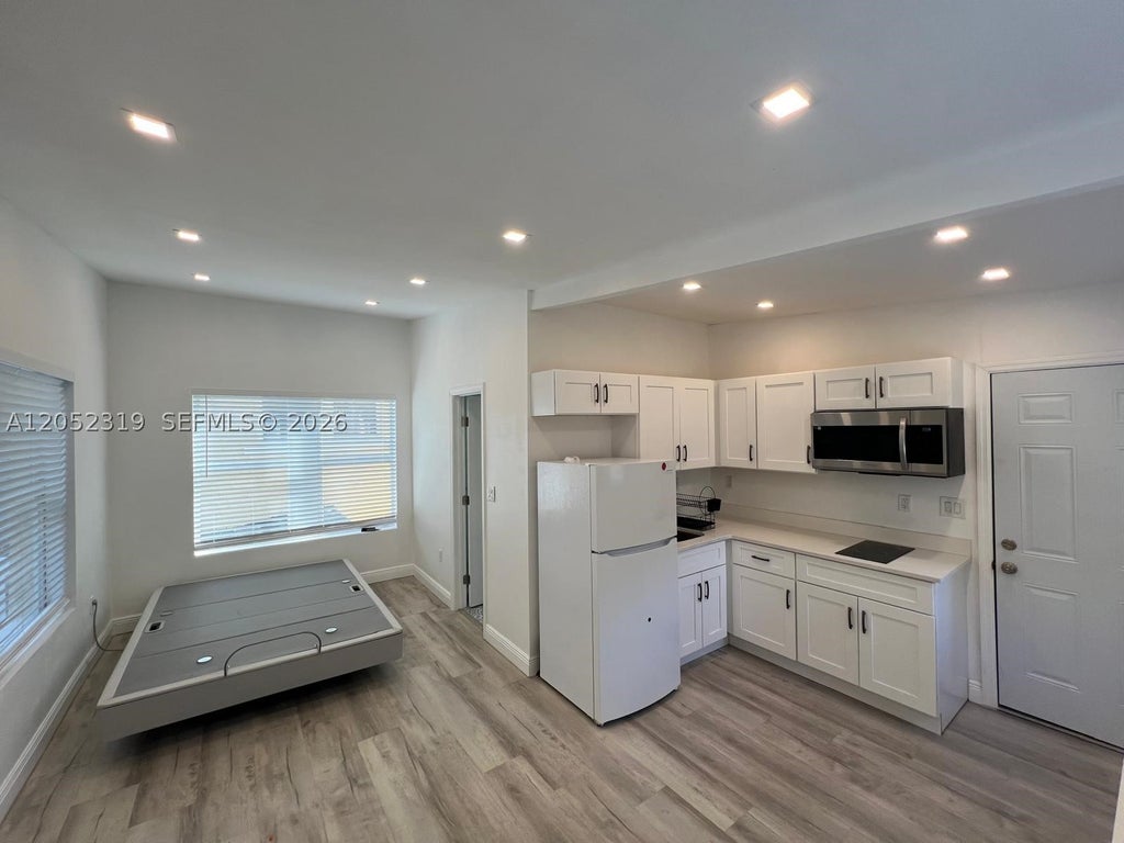 Photo of 1612 Harrison St #11, Hollywood, FL 33020 (MLS # A12052319)
