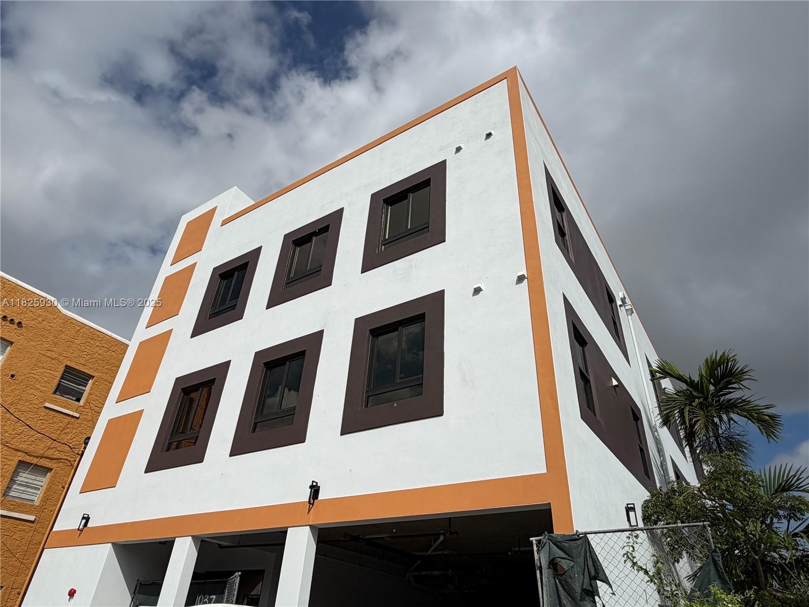 LAWRENCE ESTATE LAND CO - Residential Income