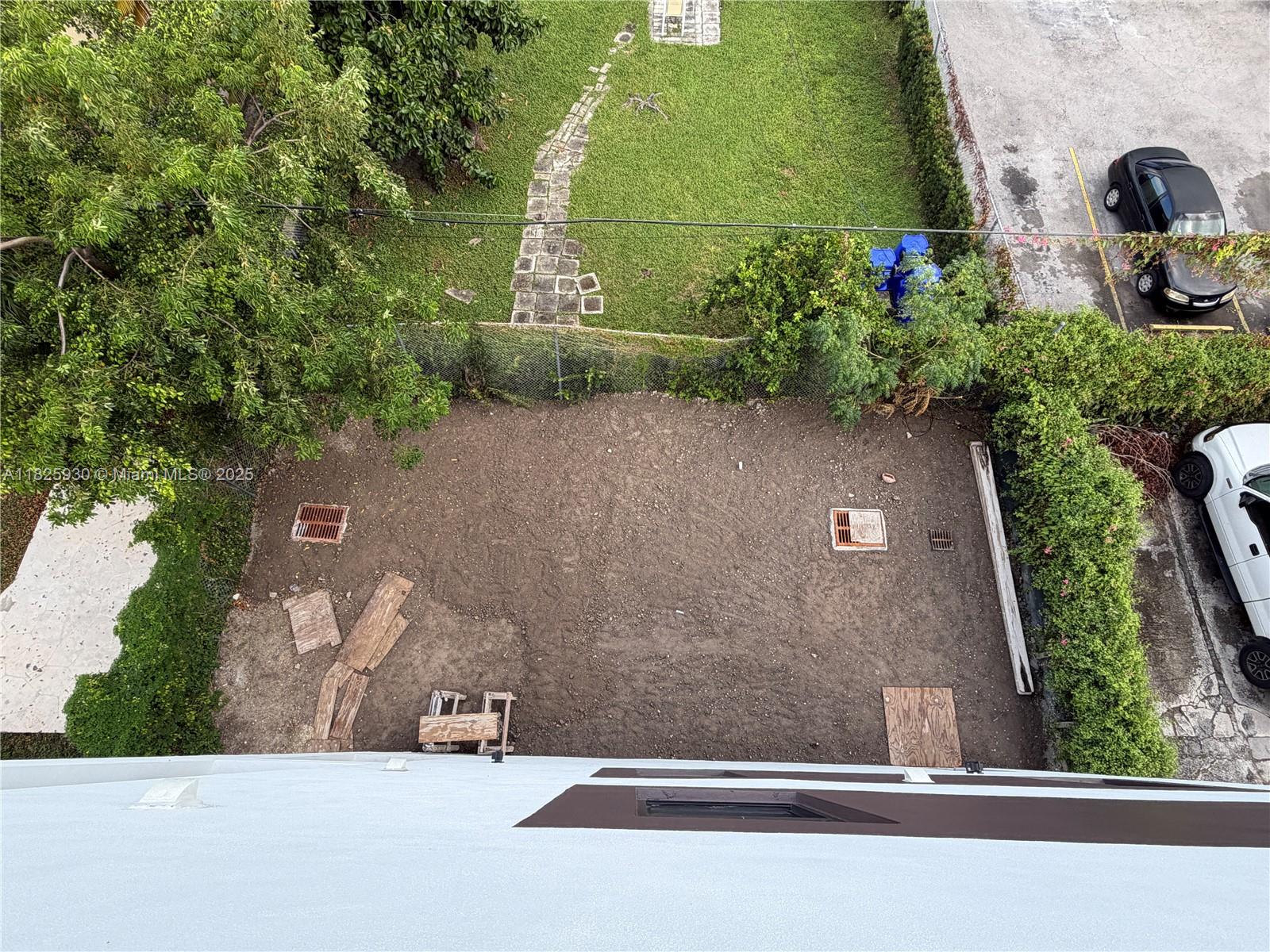 LAWRENCE ESTATE LAND CO - Residential Income