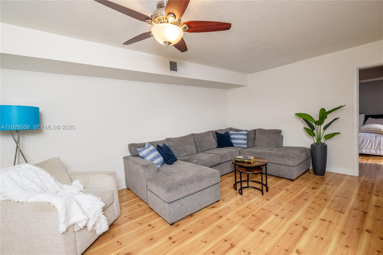 View photos, virtual tours, details... 11006 N Harmony Lake Cir