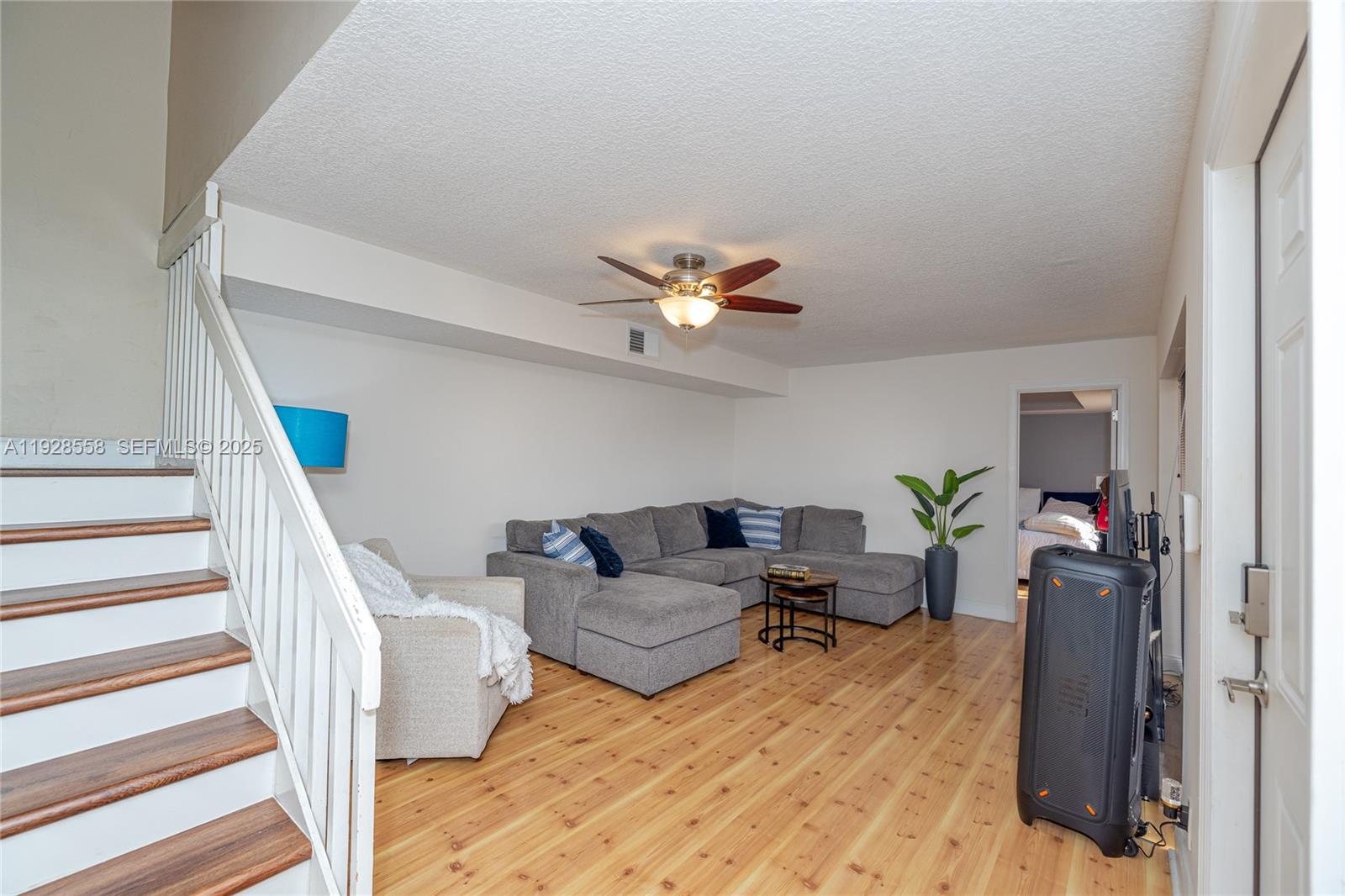 View photos, virtual tours, details... 11006 N Harmony Lake Cir