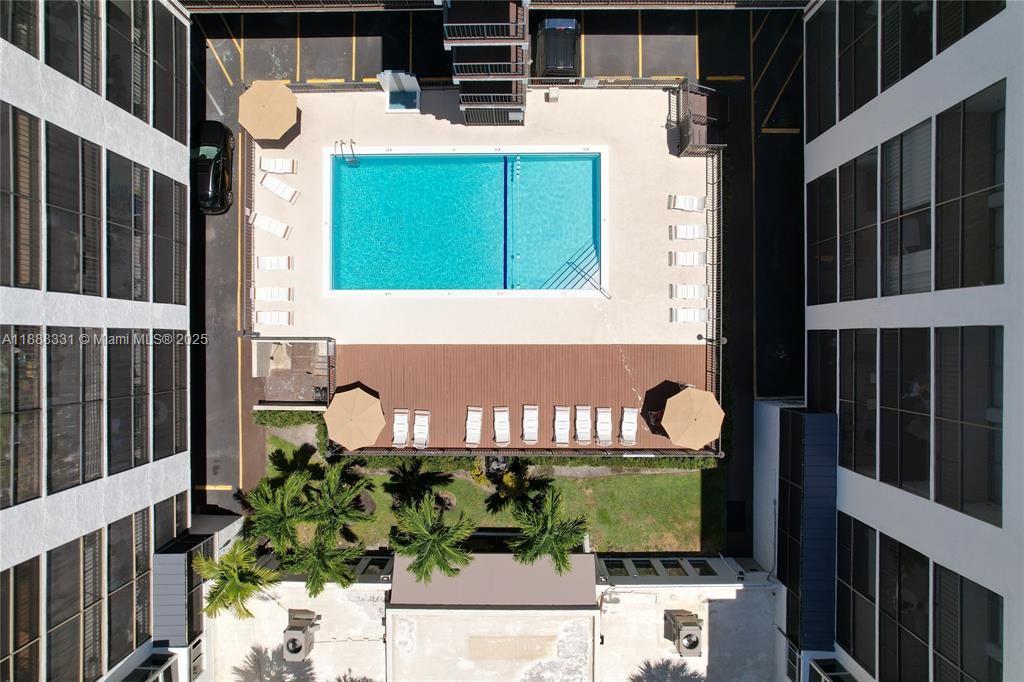 LE CARTIER CONDO - Residential