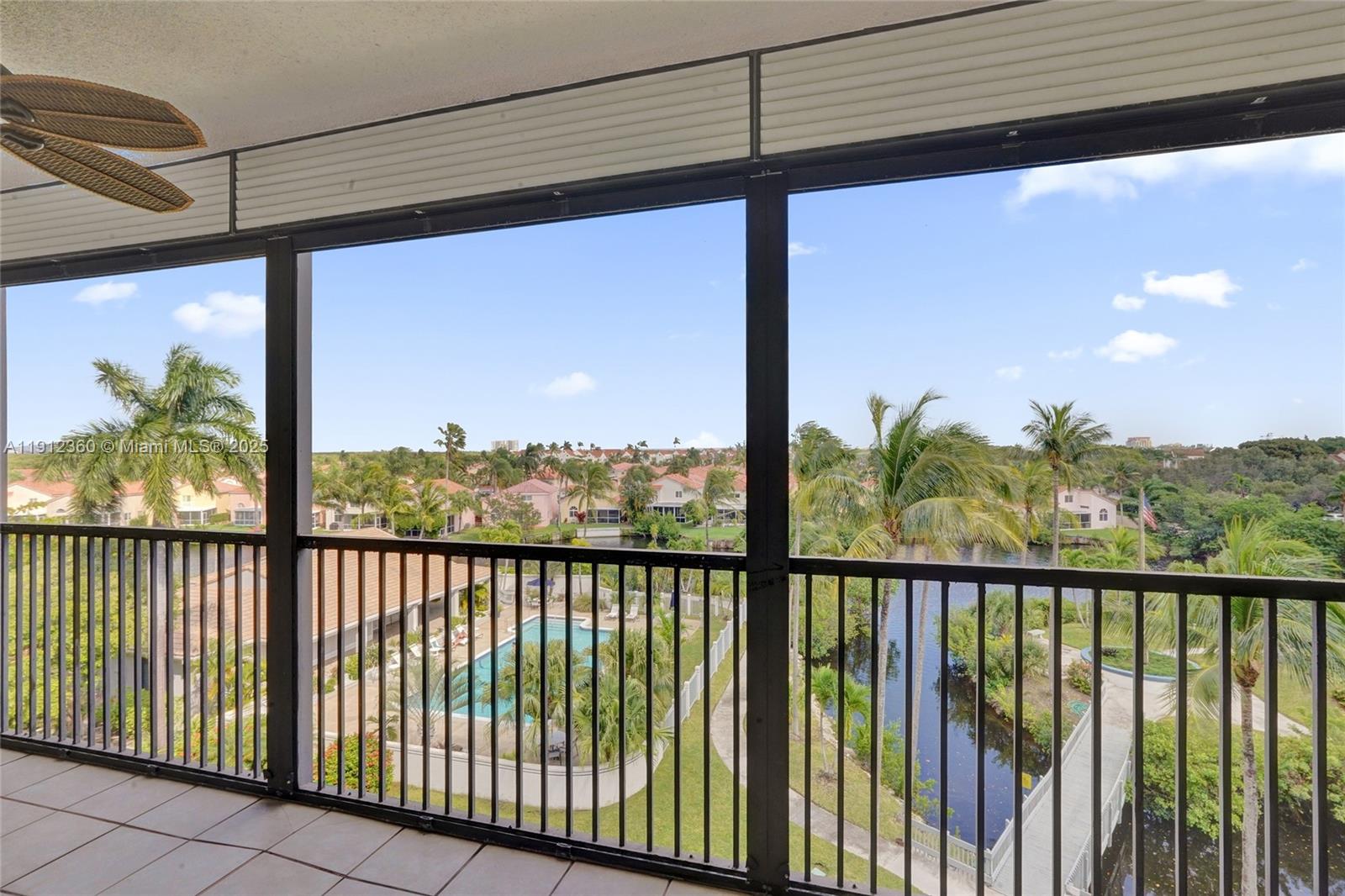 WATERMARK II CONDO - Residential