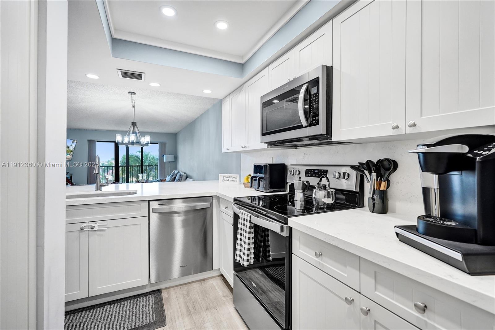 WATERMARK II CONDO - Residential