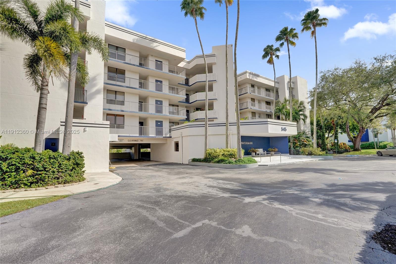 WATERMARK II CONDO - Residential