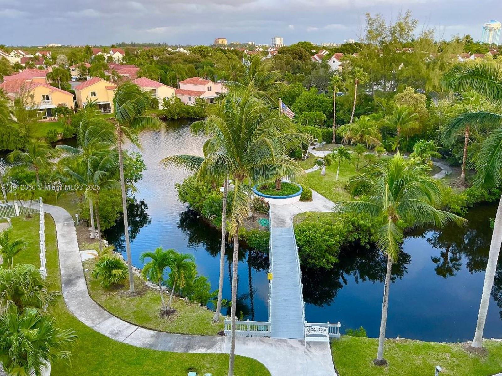 WATERMARK II CONDO - Residential