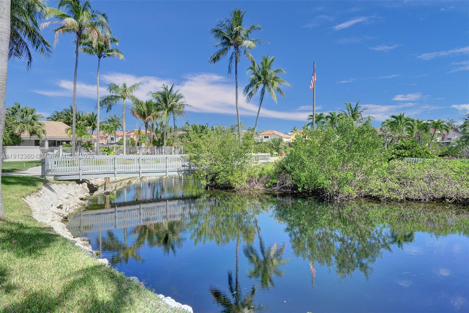 WATERMARK II CONDO - Residential