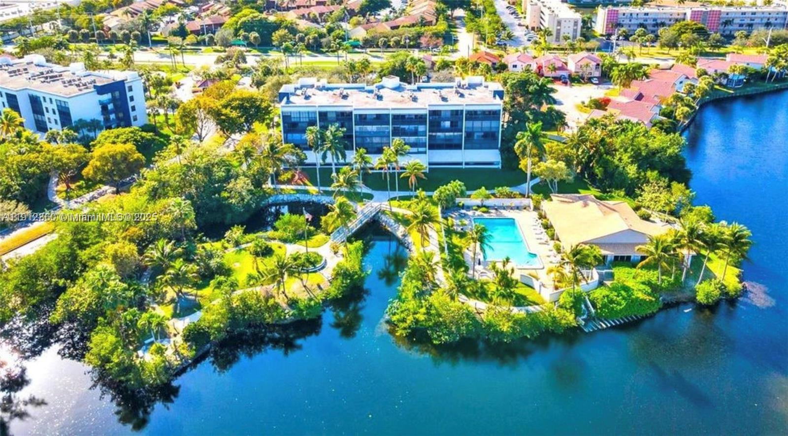 WATERMARK II CONDO - Residential