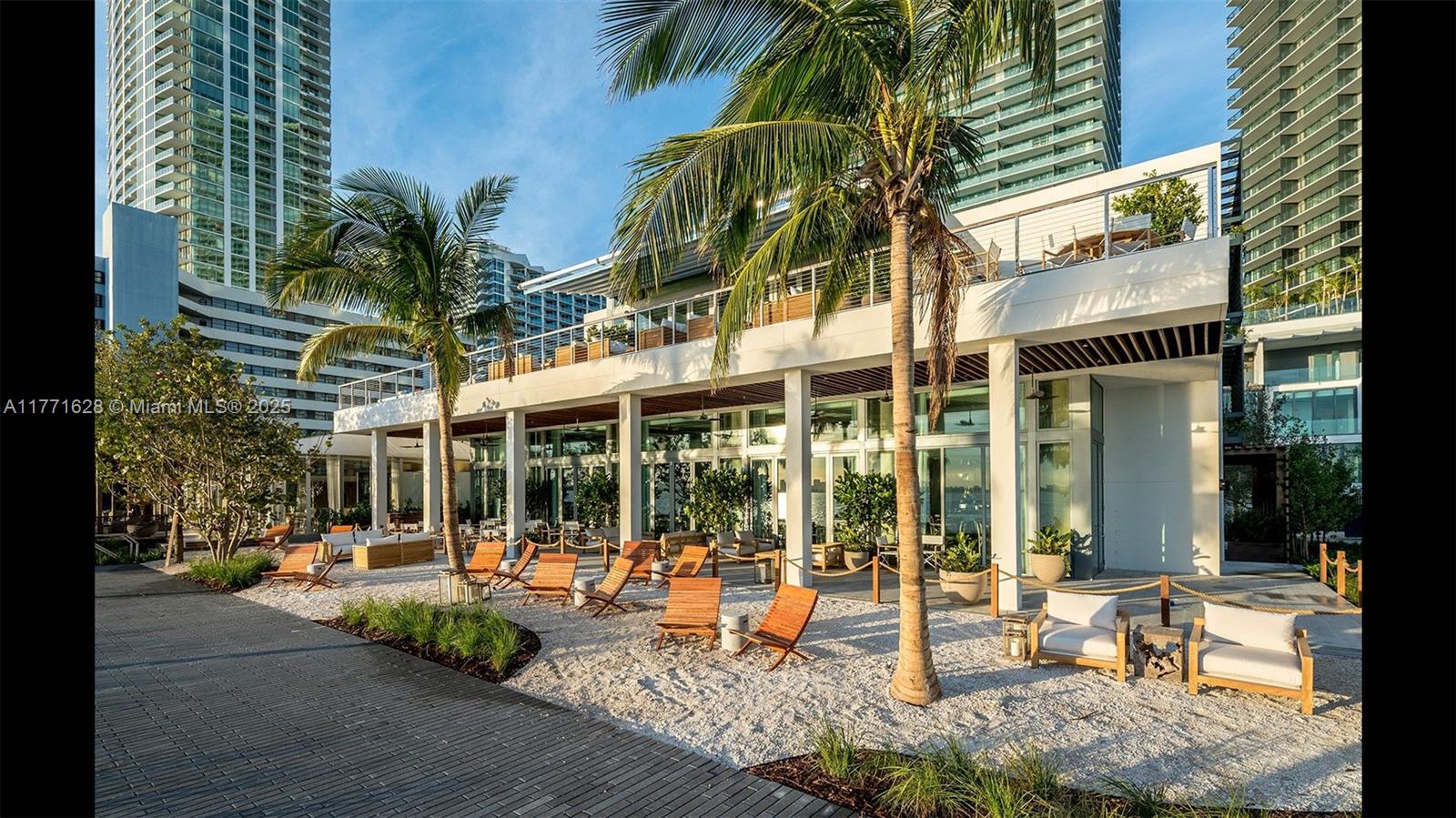 PARAISO BAY CONDO - Residential Lease