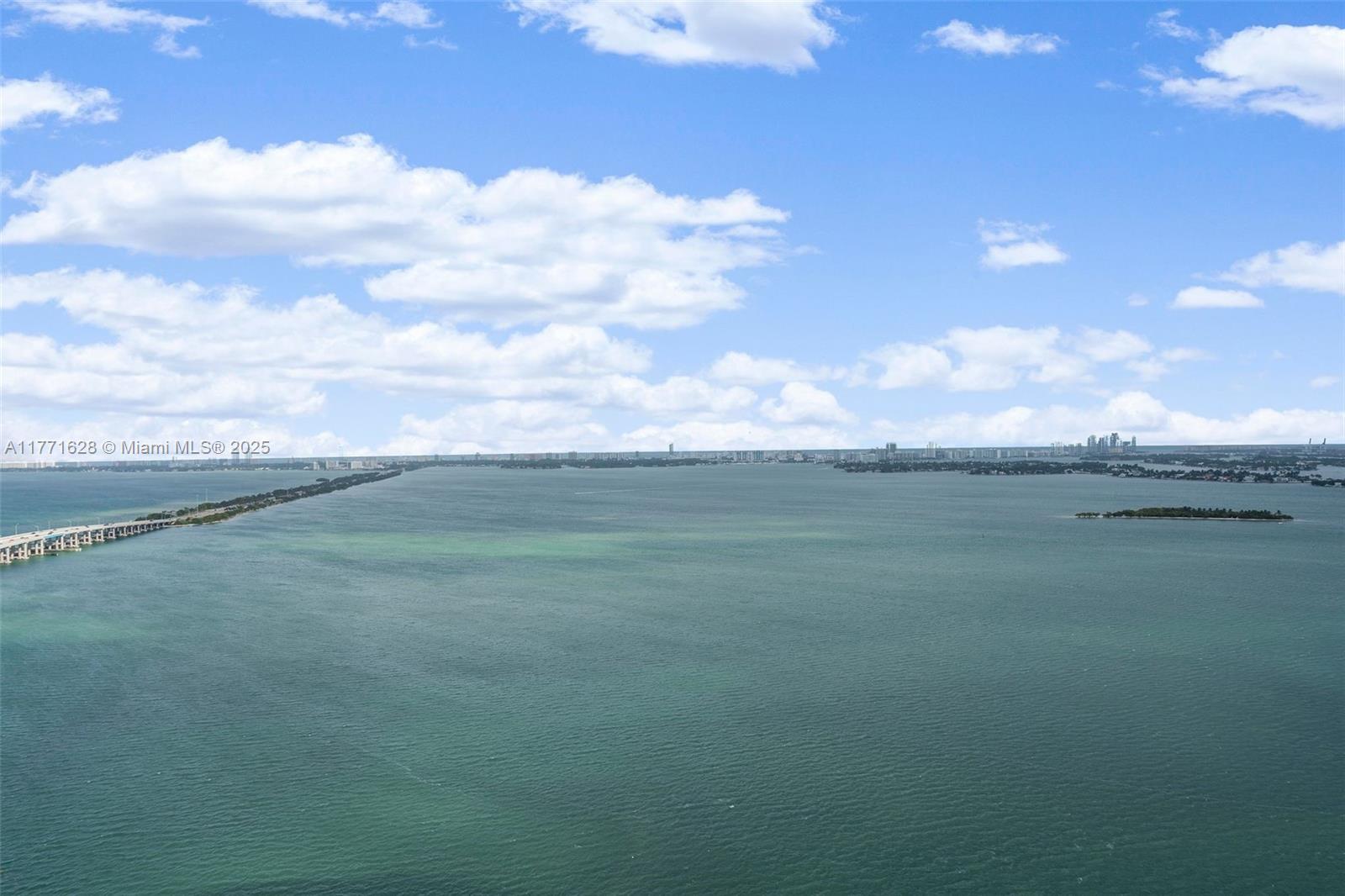 PARAISO BAY CONDO - Residential Lease