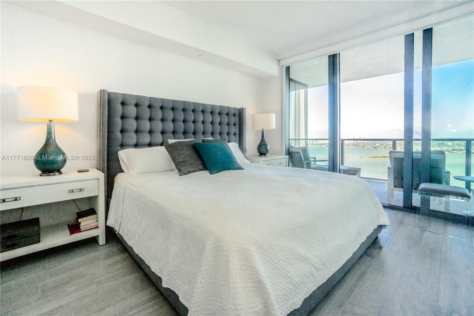 PARAISO BAY CONDO - Residential Lease