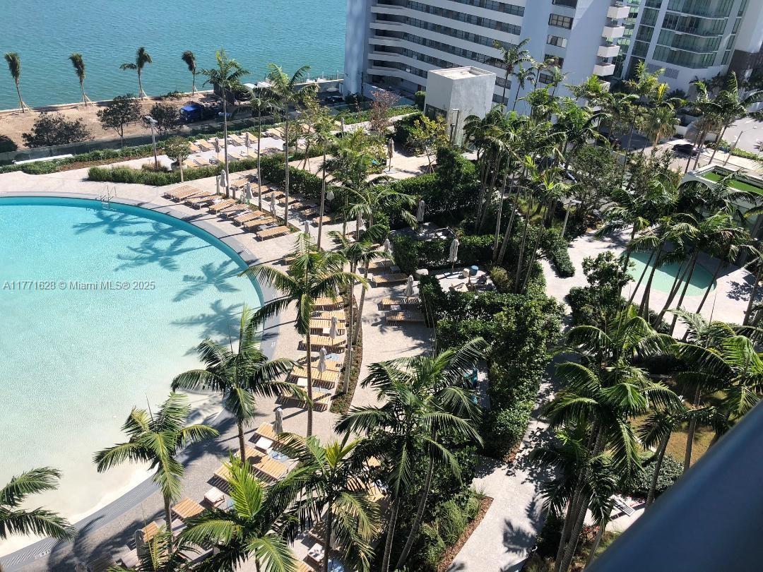 PARAISO BAY CONDO - Residential Lease