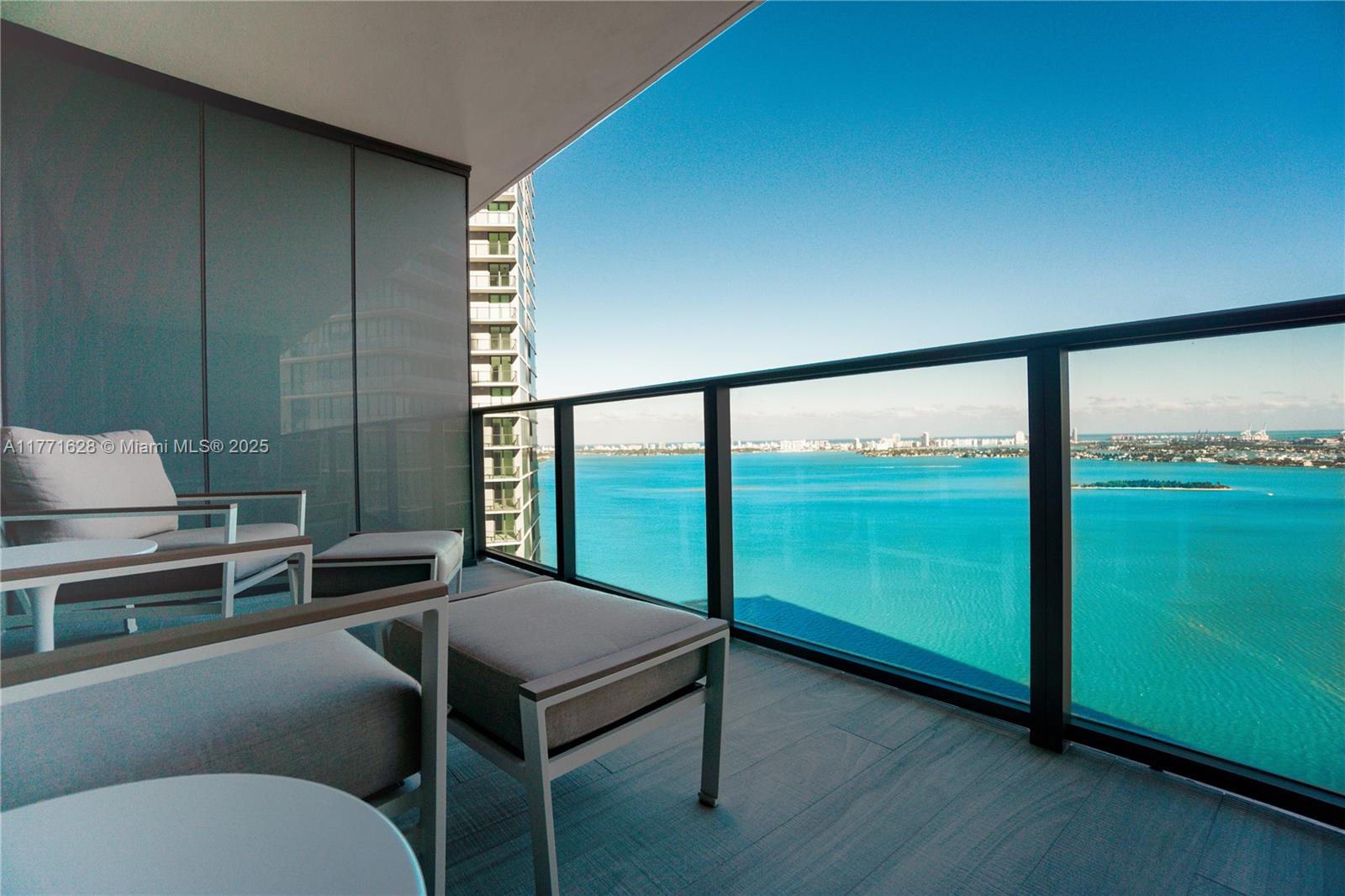 PARAISO BAY CONDO - Residential Lease