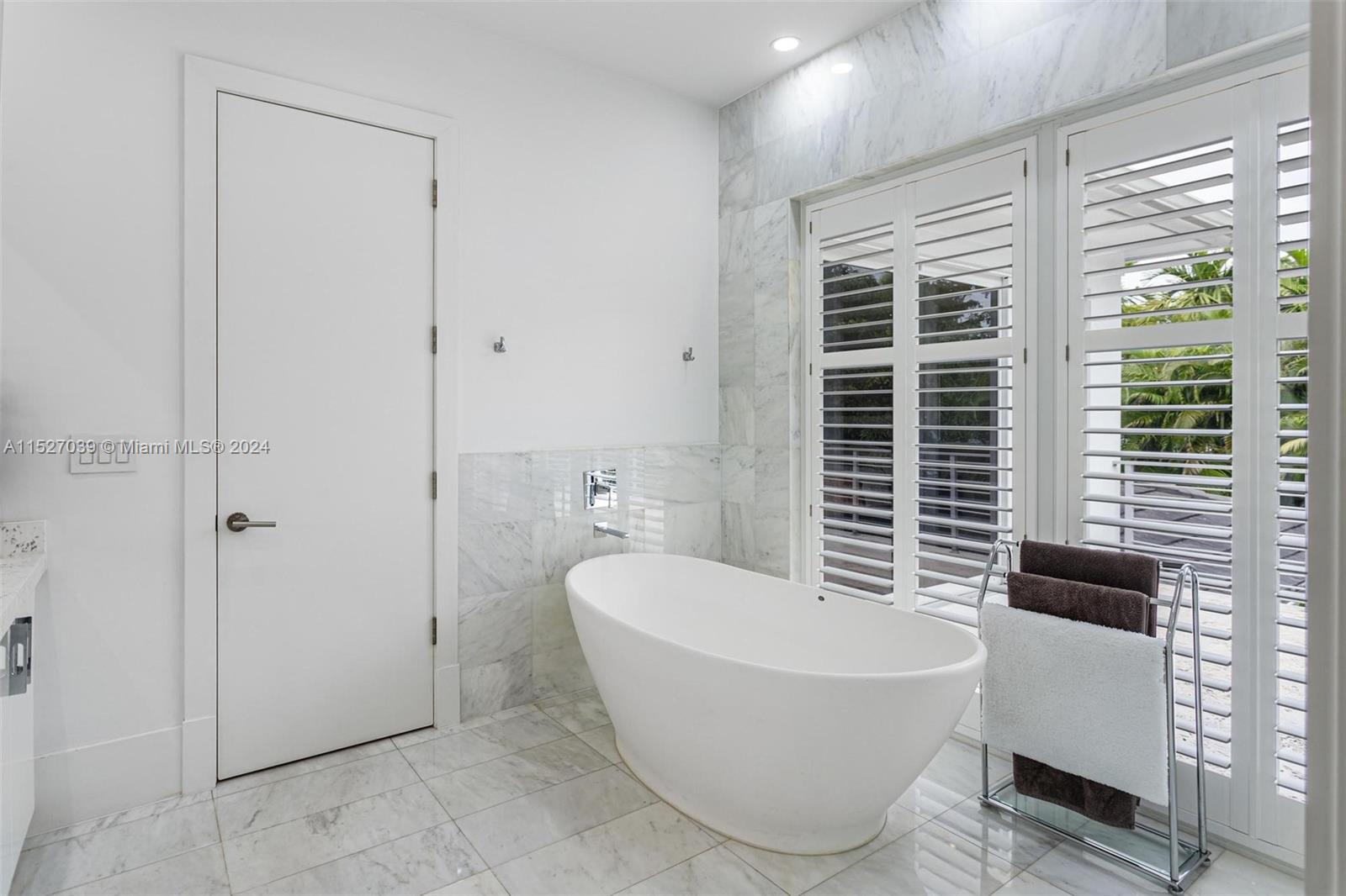 C GAB COUNTRY CLUB SEC 6 - Residential