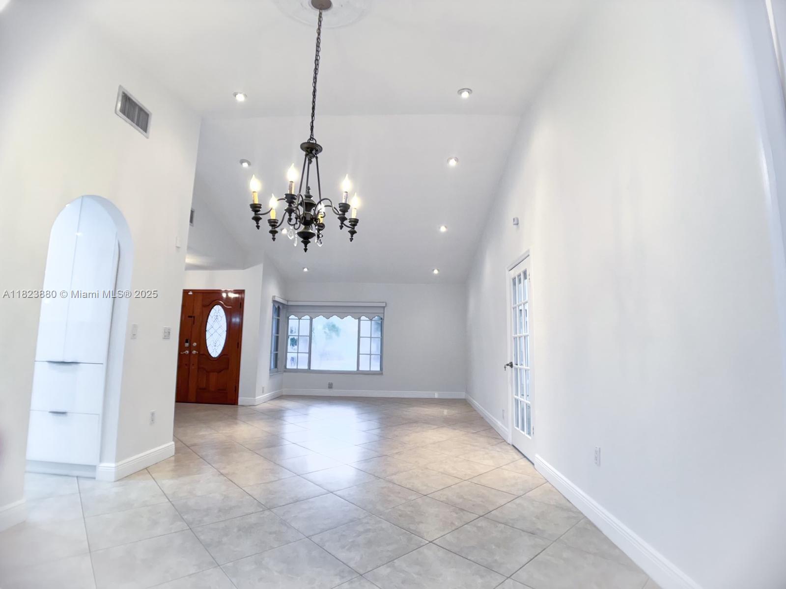14332 SW 38th Ter