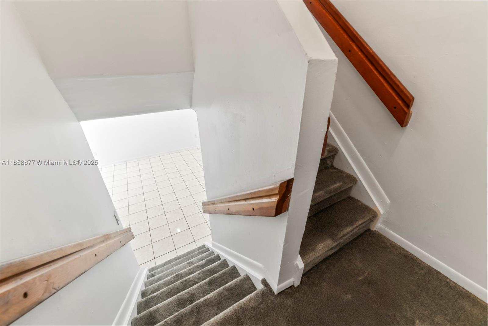 HONEY HILL PARK - Residential Lease