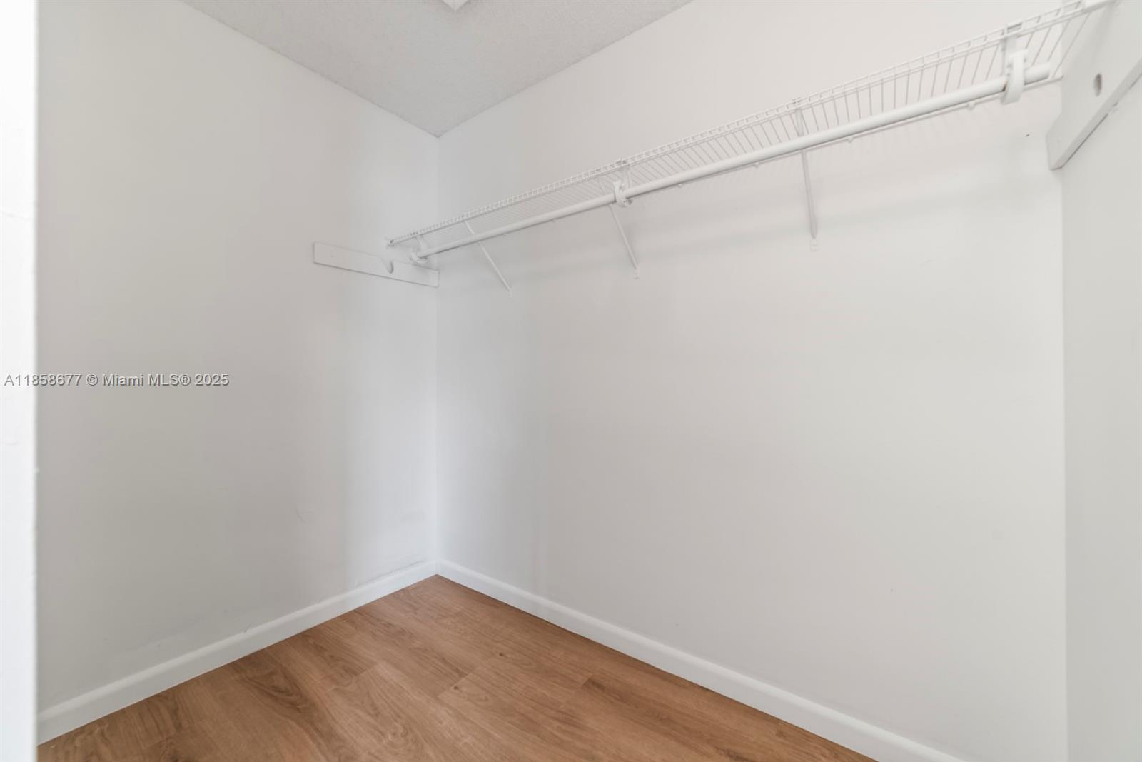 HONEY HILL PARK - Residential Lease