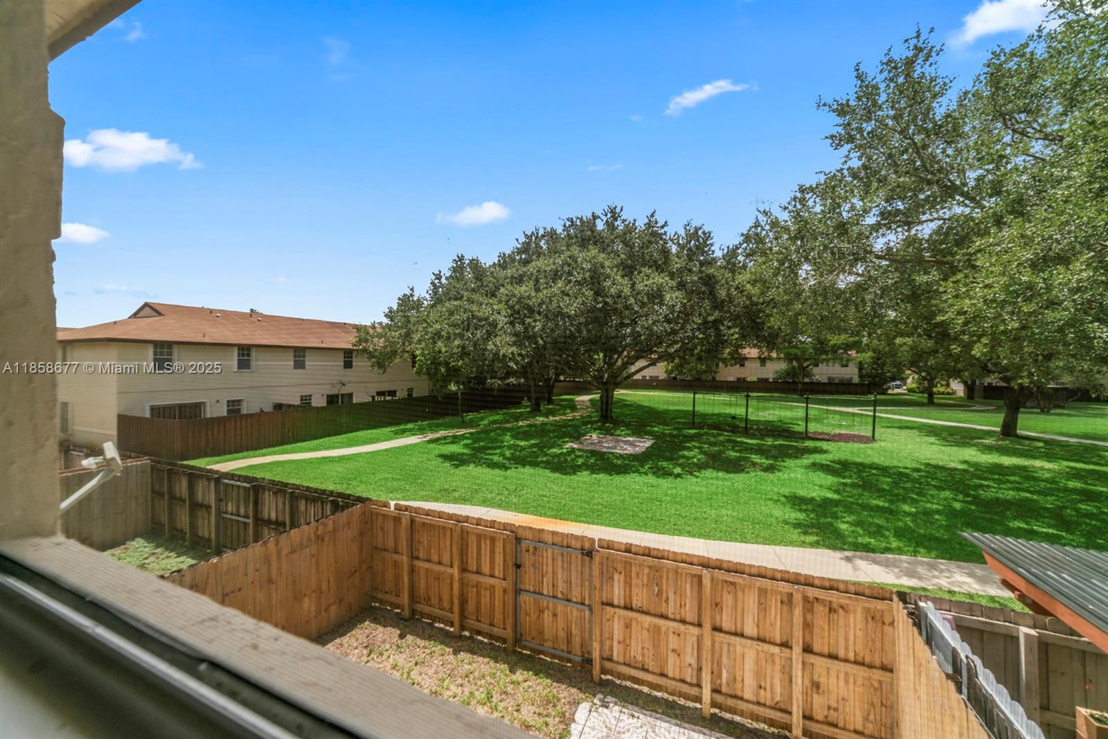 HONEY HILL PARK - Residential Lease