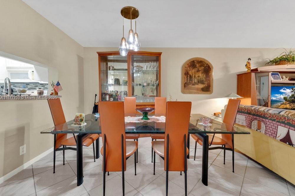 CAMBRIDGE AT CENTURY - Residential