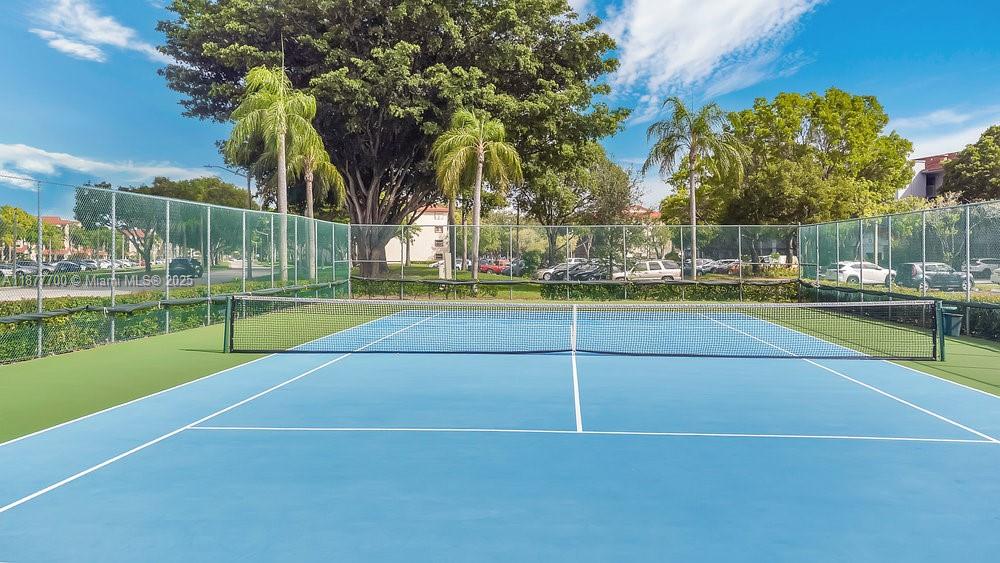 CAMBRIDGE AT CENTURY - Residential