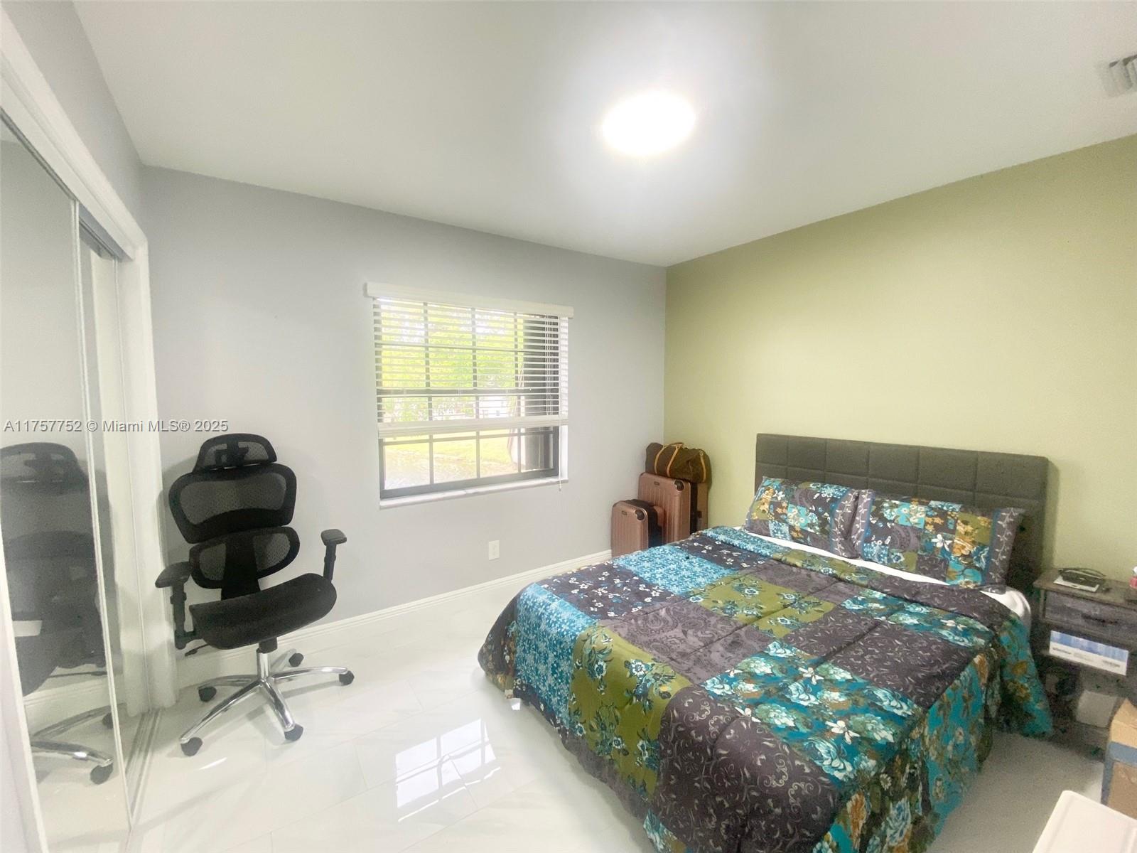 Grenadier Lakes at Welleby - Residential