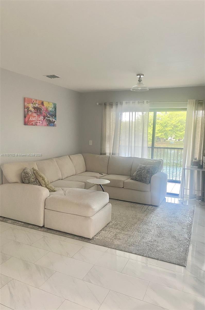 Grenadier Lakes at Welleby - Residential