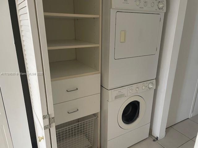 VENETIA CONDO - Residential