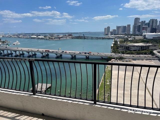 VENETIA CONDO - Residential