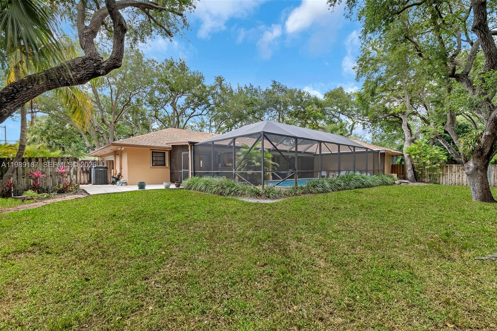 STEWART OAKS - Residential