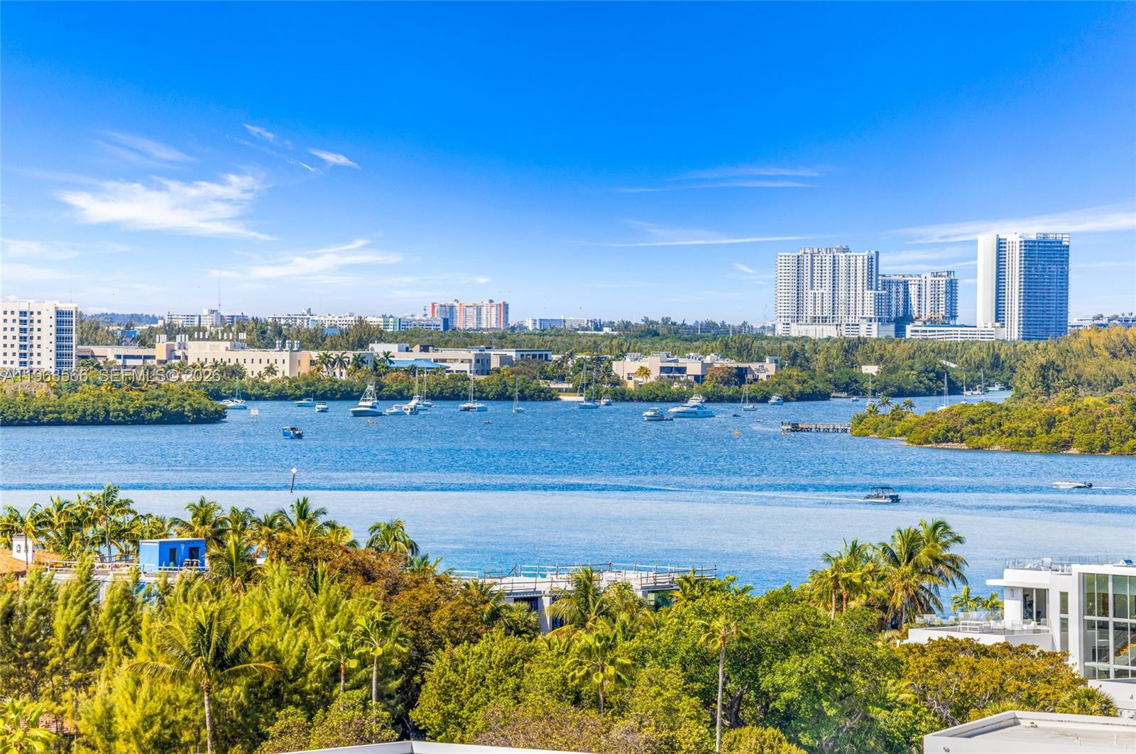 KENILWORTH CONDO - Residential