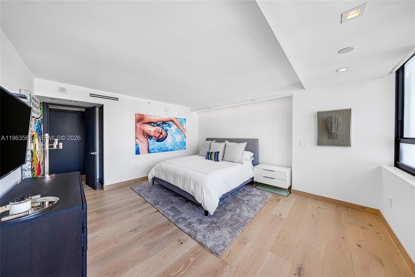 KENILWORTH CONDO - Residential