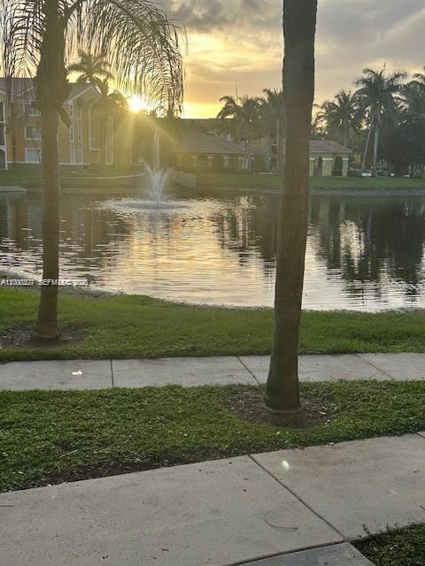 El-Ad RESIDENCES AT MIRA. - Residential Lease