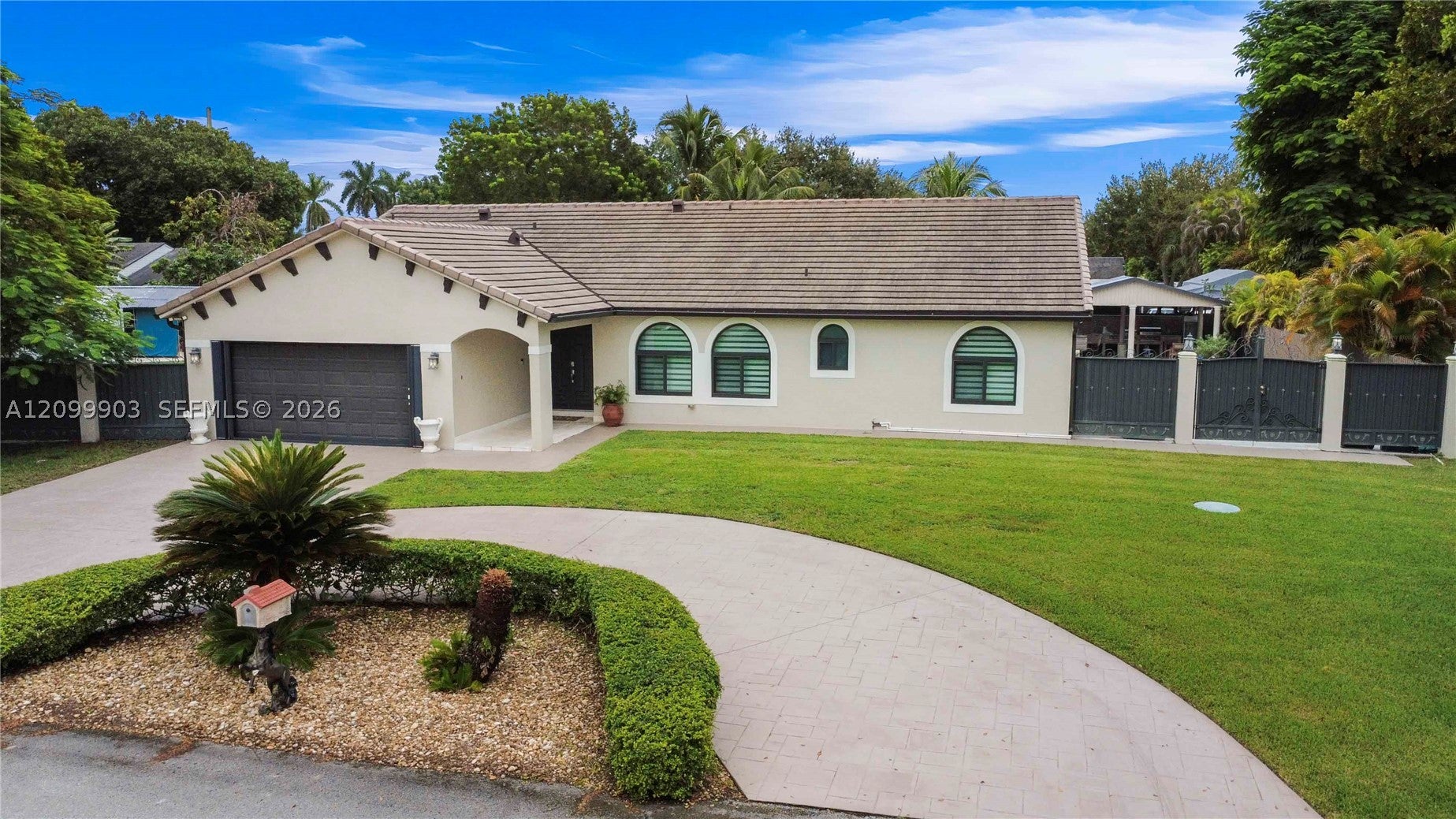 View photos, virtual tours, details... 15221 SW 148th Ave