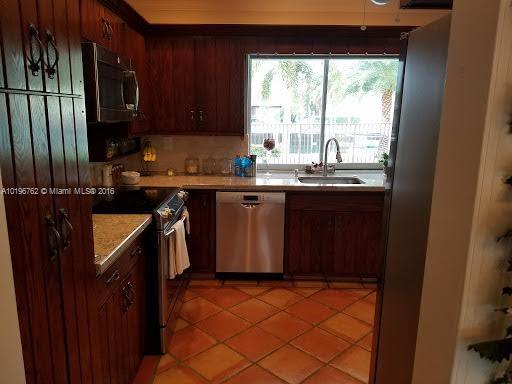 Lake Placid 35-23 B - Residential