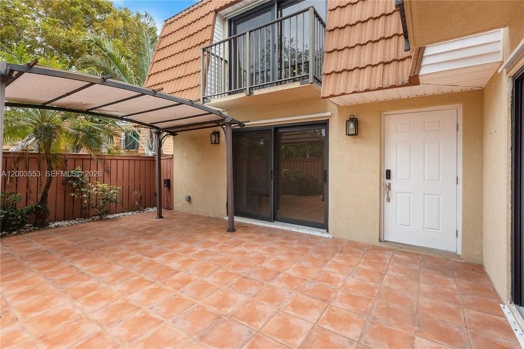 Photo of 2971 SW 11th Pl, Deerfield Beach, FL 33442 (MLS # A12003553)