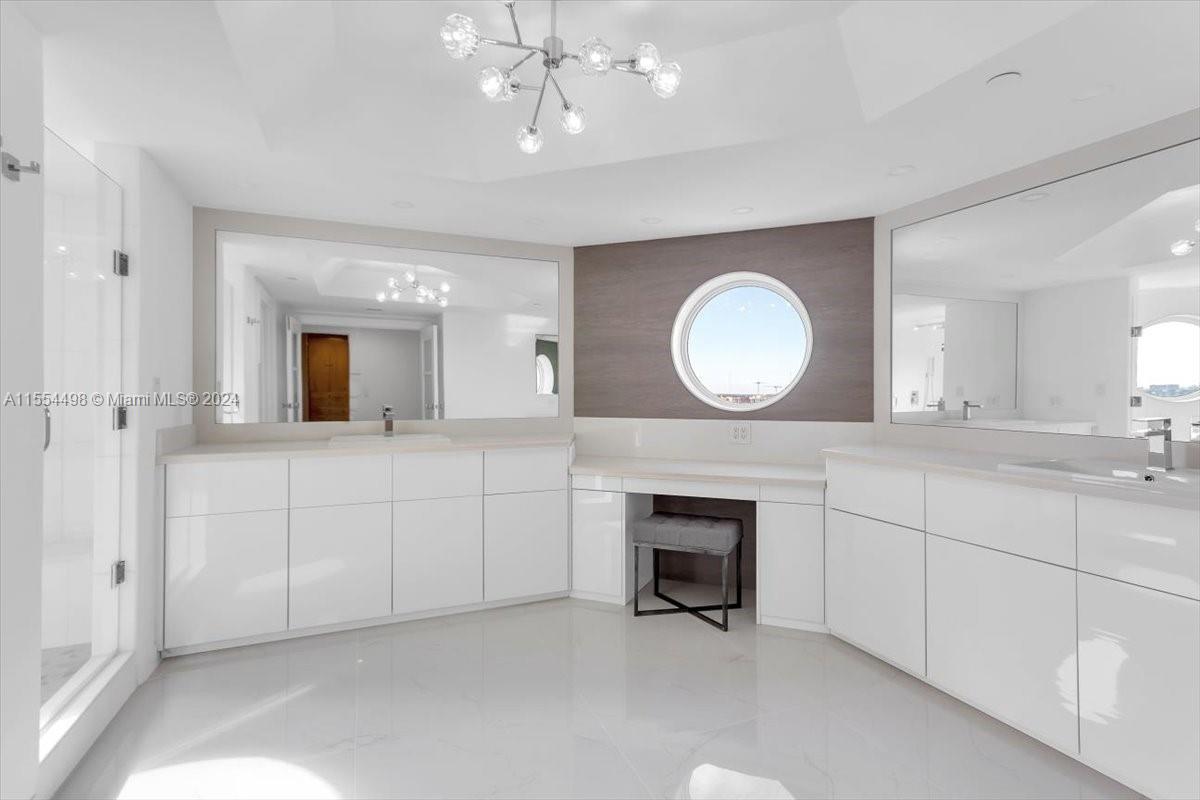 7000 ISL BLVD WILLIAMS IS - Residential