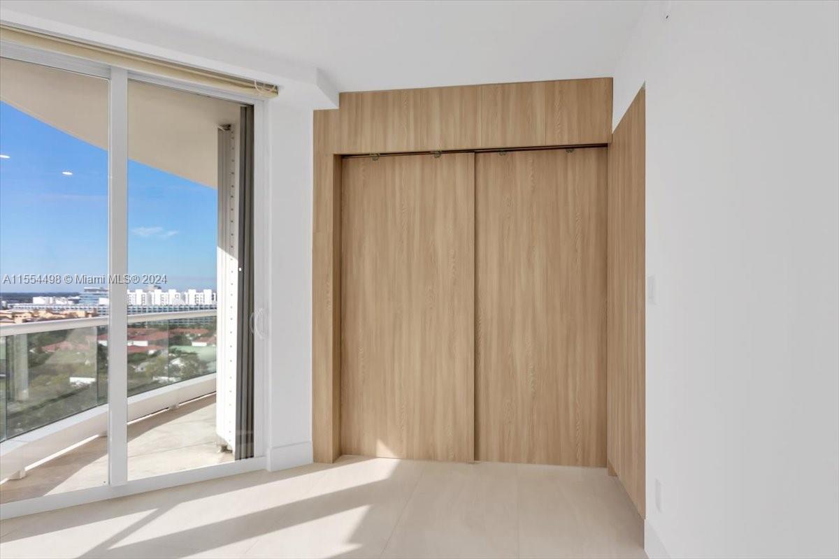 7000 ISL BLVD WILLIAMS IS - Residential