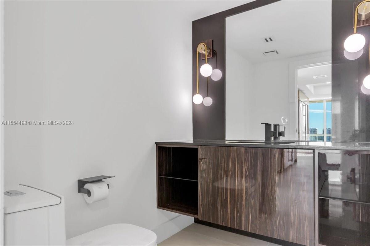 7000 ISL BLVD WILLIAMS IS - Residential