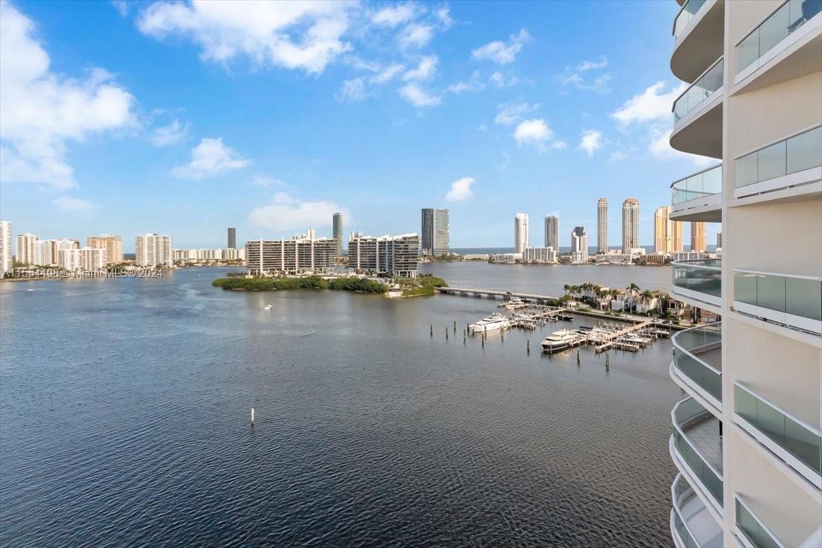 7000 ISL BLVD WILLIAMS IS - Residential