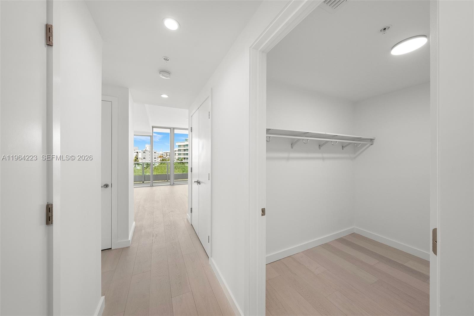 LA BAIA BAY HARBOR ISLANDS - Residential