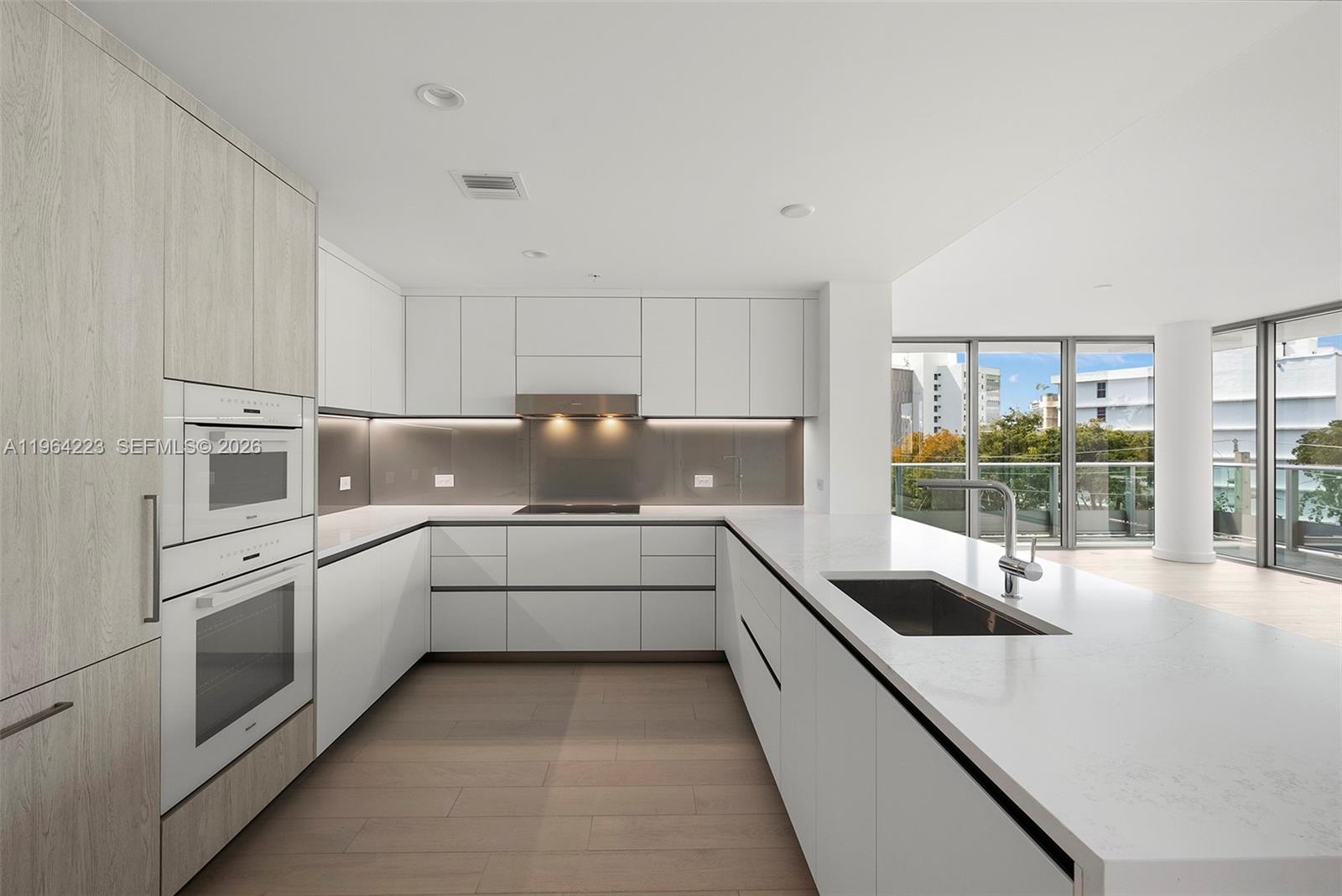 LA BAIA BAY HARBOR ISLANDS - Residential