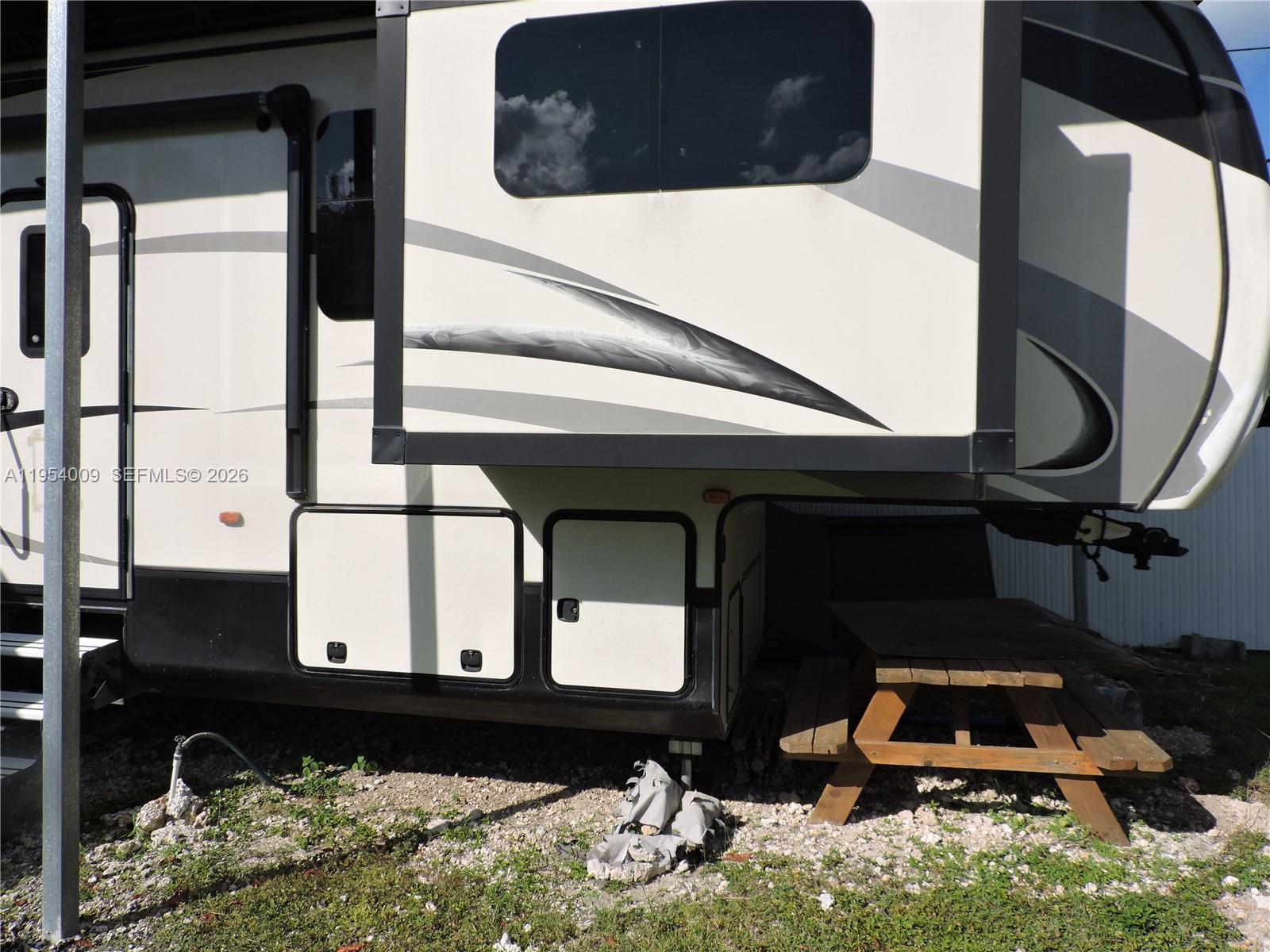 NEWPORT - Residential