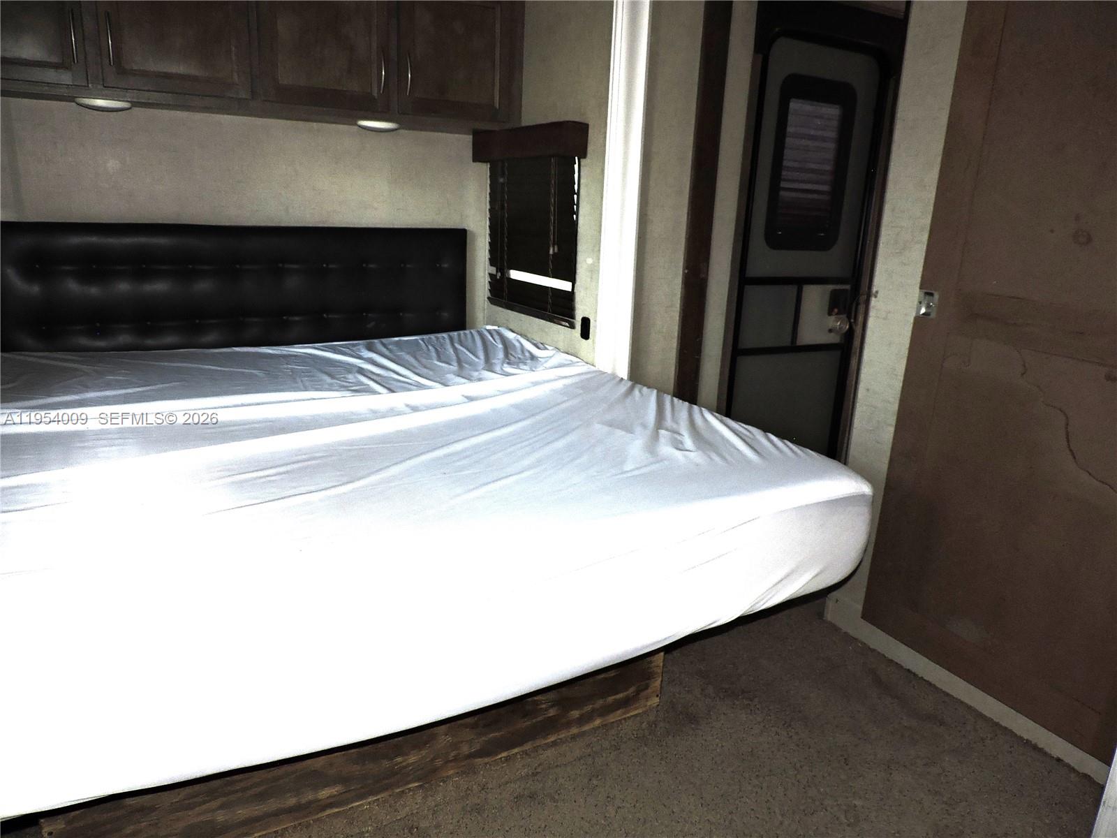 NEWPORT - Residential