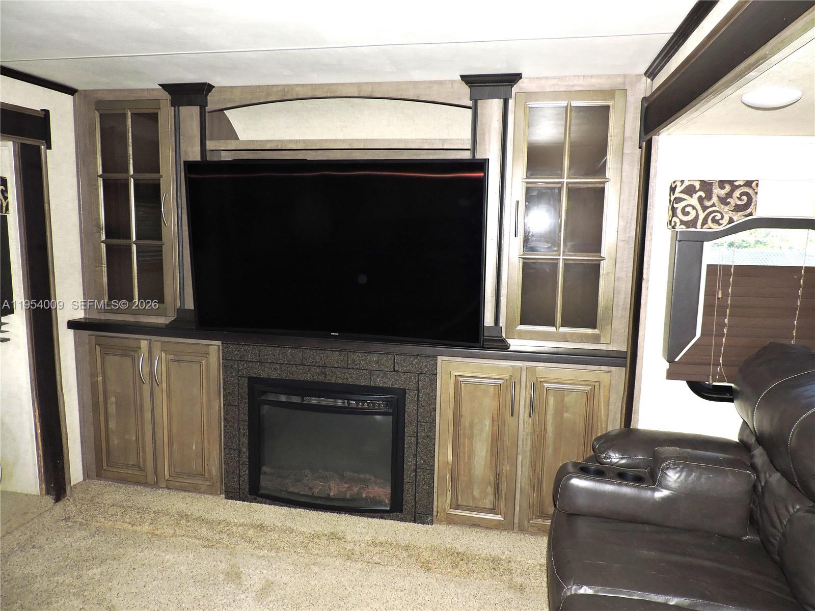 NEWPORT - Residential