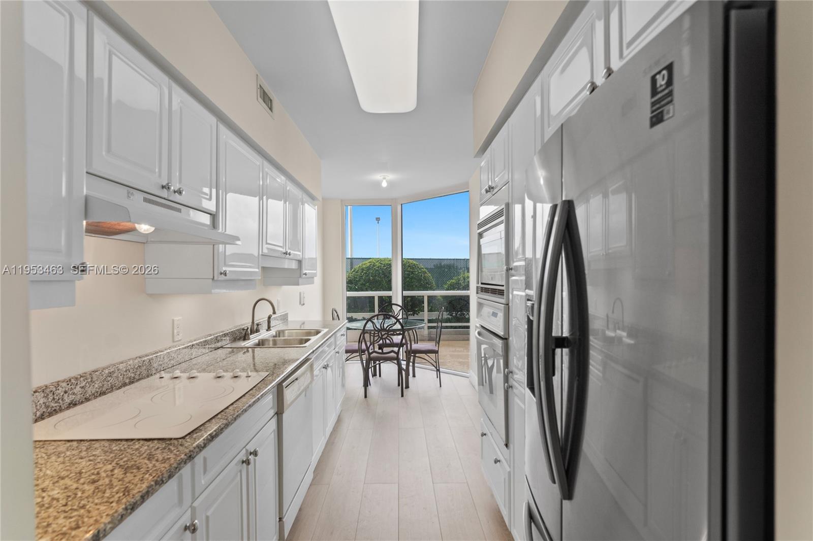 GREEN DIAMOND CONDO - Residential