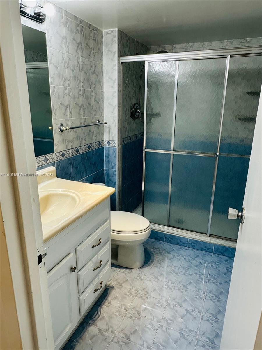 AVENTURA ELDORADO CONDO - Residential