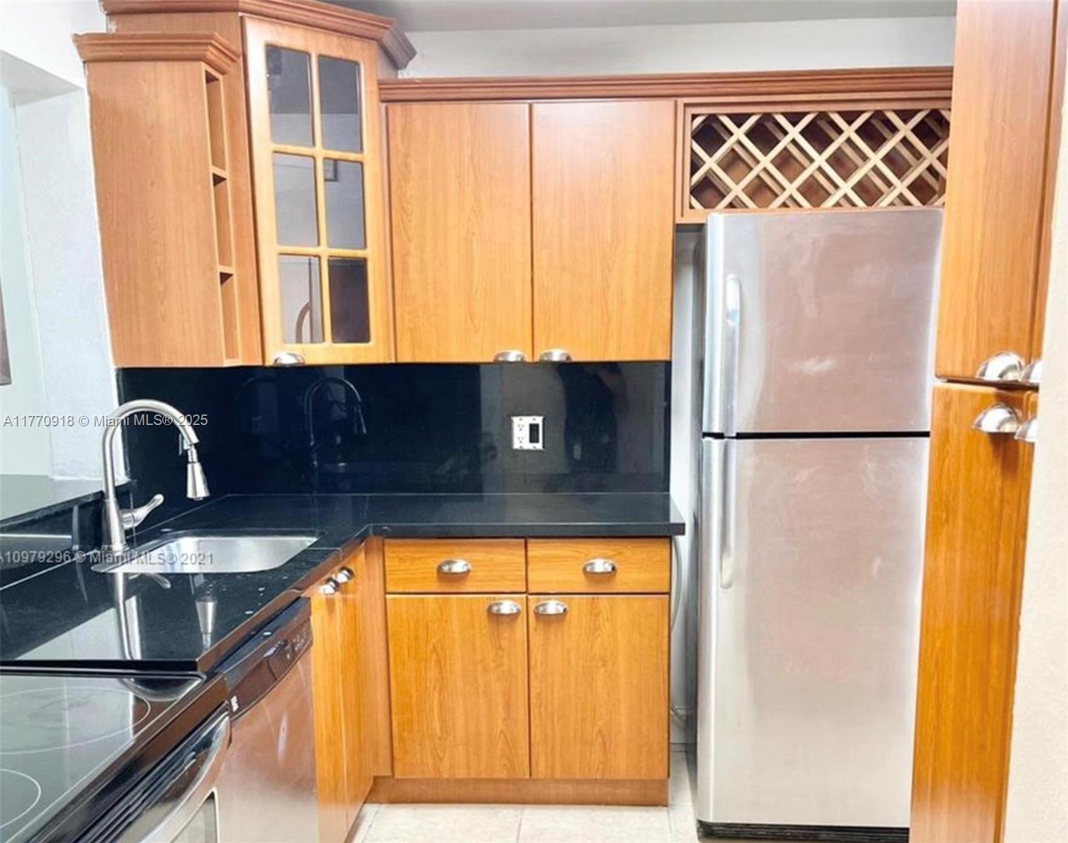 GARDENS OF KENDALL CONDO - Residential