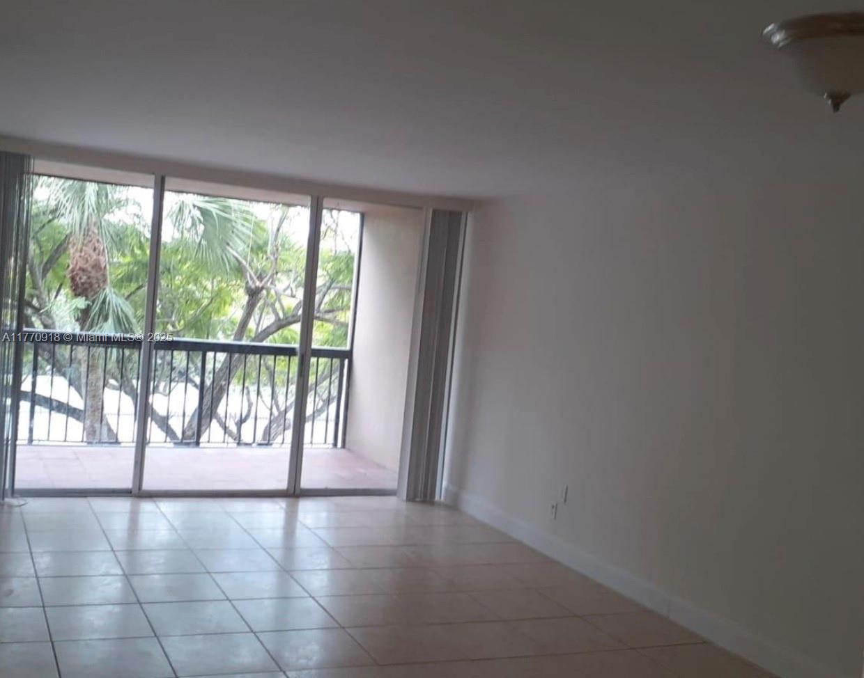 GARDENS OF KENDALL CONDO - Residential