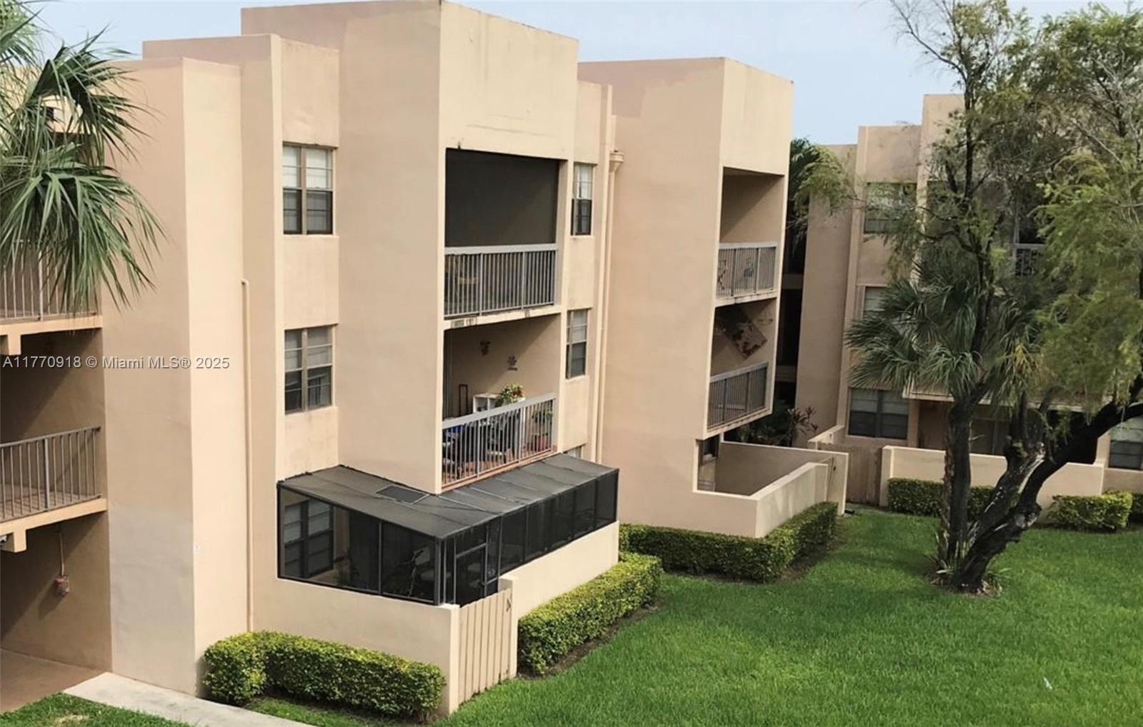 GARDENS OF KENDALL CONDO - Residential